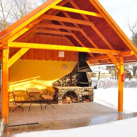 Ubytovanie Ahoj V Prirode Mýto pod Ďumbierom Exterior foto